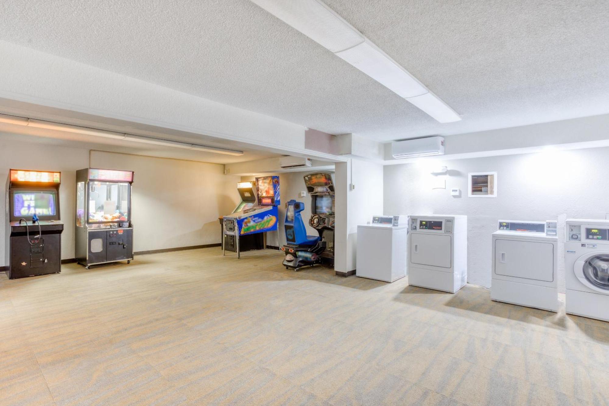Oyo Townhouse Owensboro West酒店 外观 照片