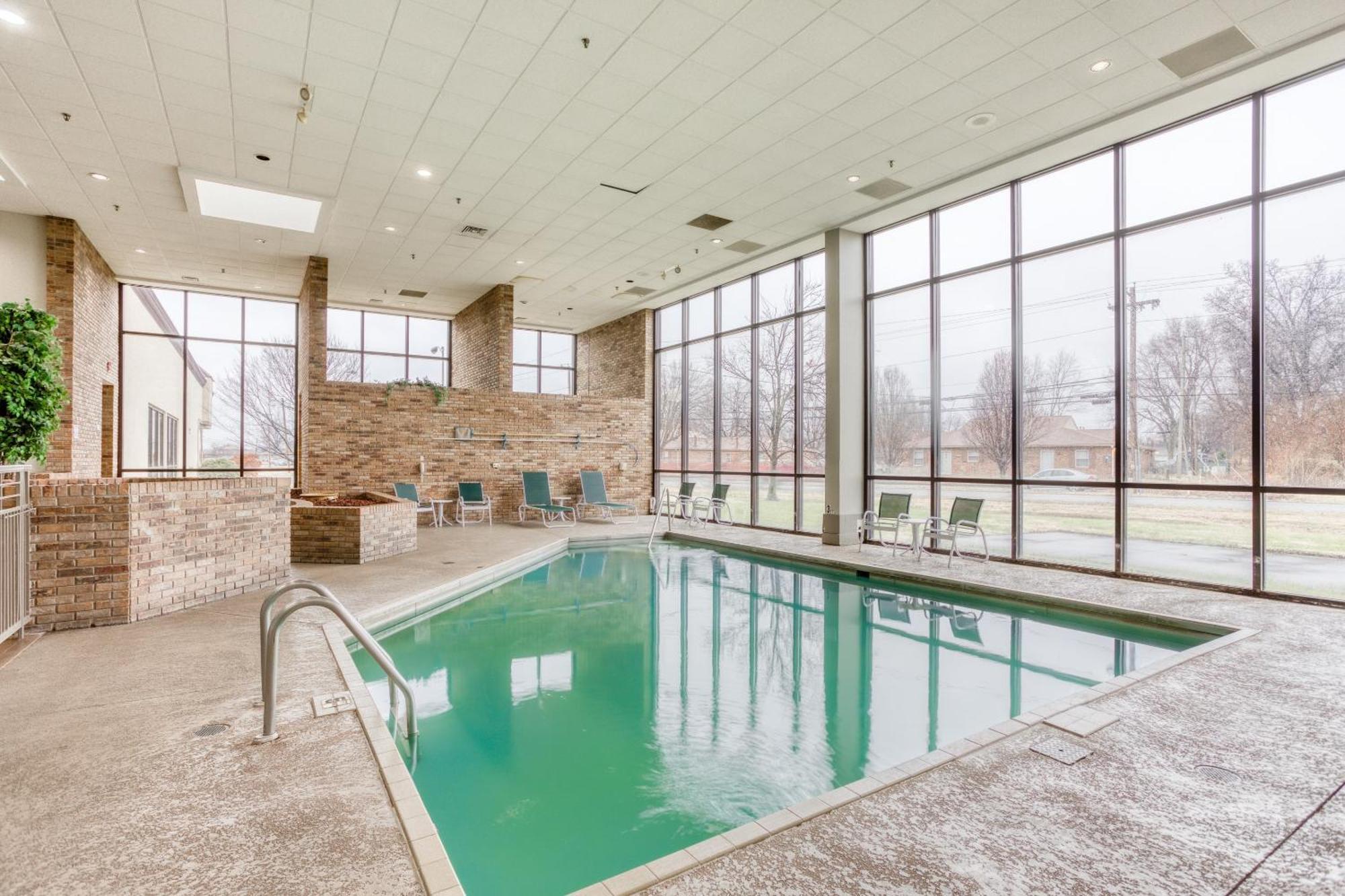 Oyo Townhouse Owensboro West酒店 外观 照片